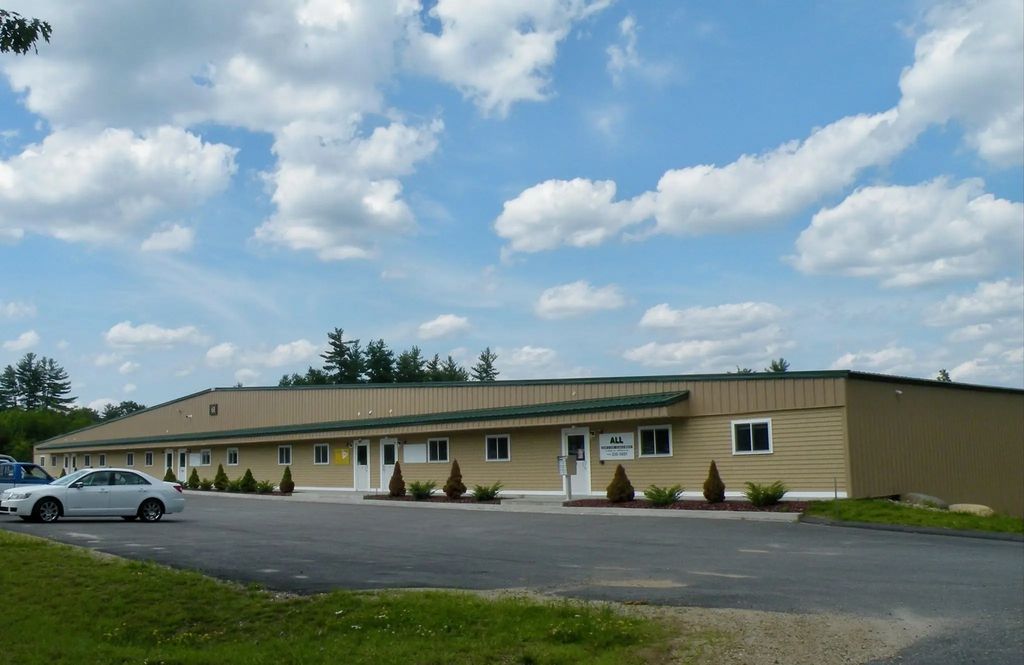 61 Airport Drive #6, Rochester