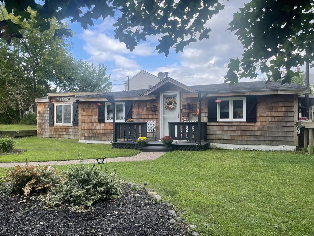 4 Cheney, Blackstone