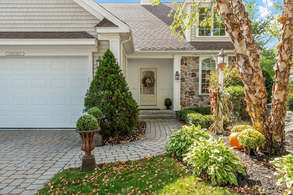 7 Ivana Dr #7, Andover