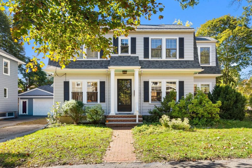 29 Fairview Ave, Arlington