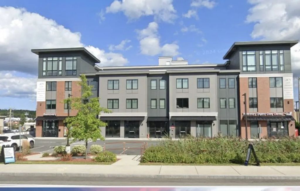 71 Legacy Blvd #218, Dedham