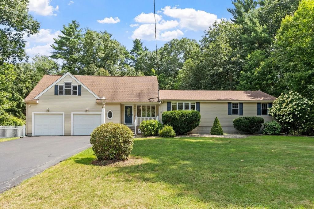 141 Black Brook Rd, Easton
