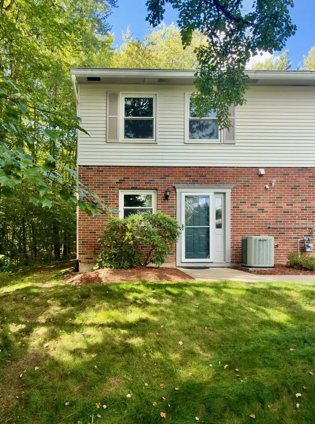 162 Prospect Ave #7, Northampton