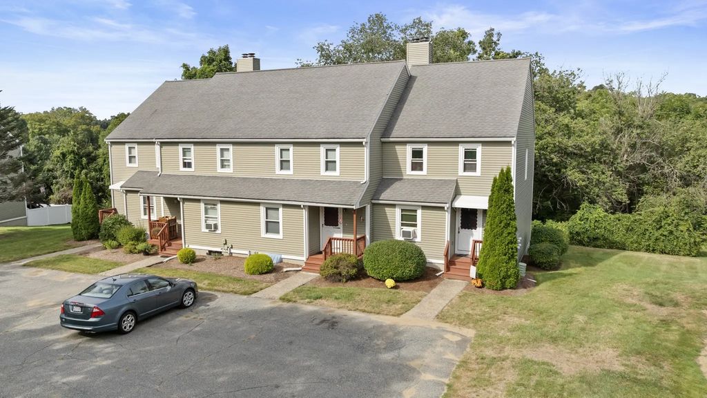 5 Edna Cir #5, North Brookfield