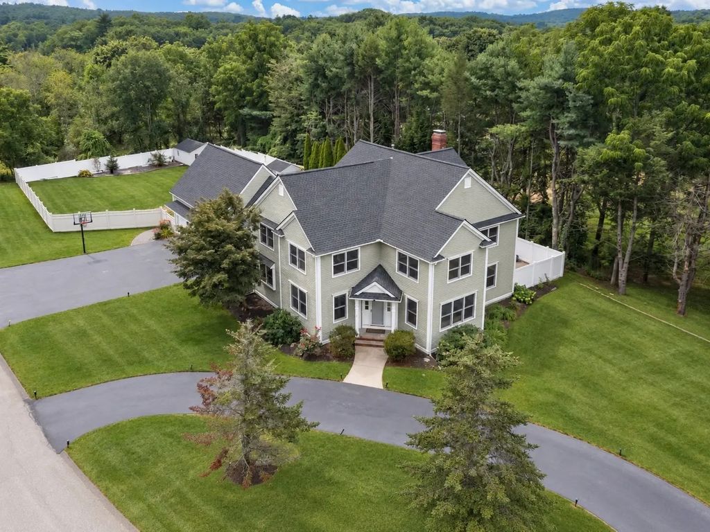 2 Wild Meadow Ln, Natick