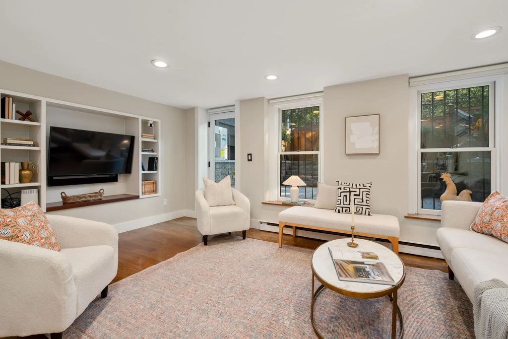 43 Rutland Square #1, Boston