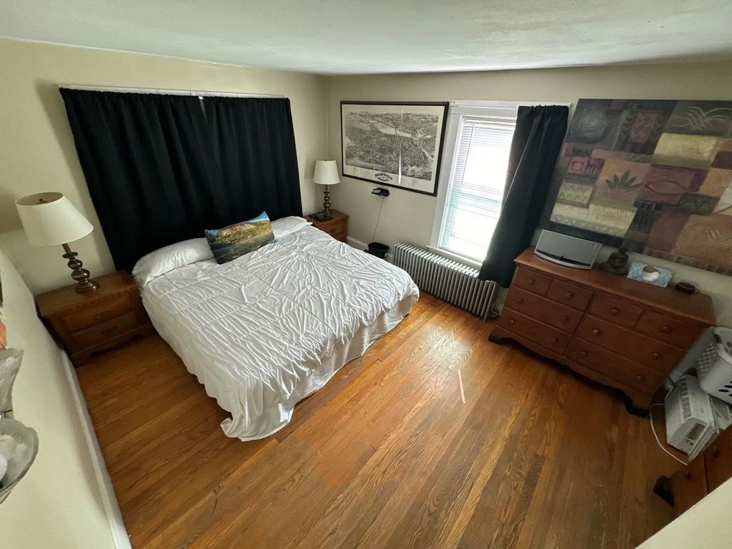169 Main St #1, Avon