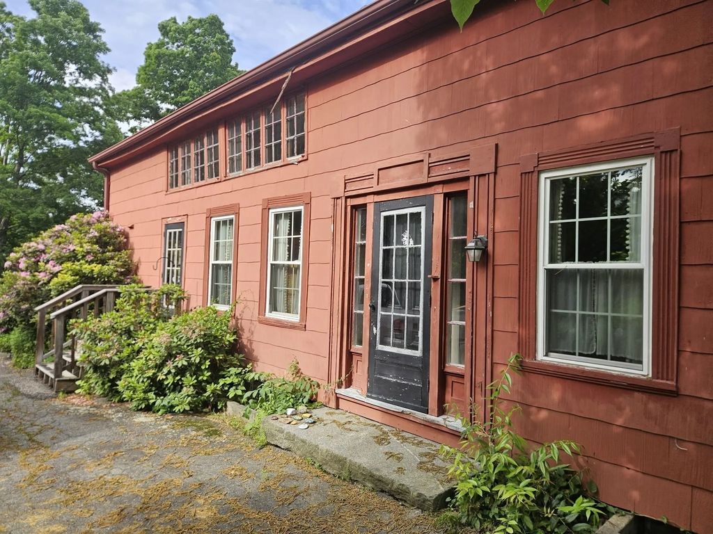 43 Summer St, Barre