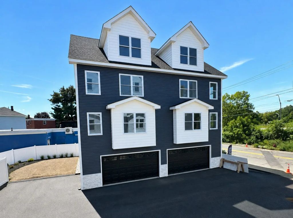 562 Gorham Street #05, Lowell