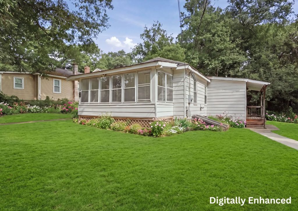 5 Wildwood Road, Millbury