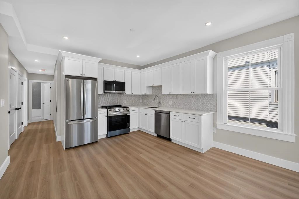533 Washington Street #d, Boston