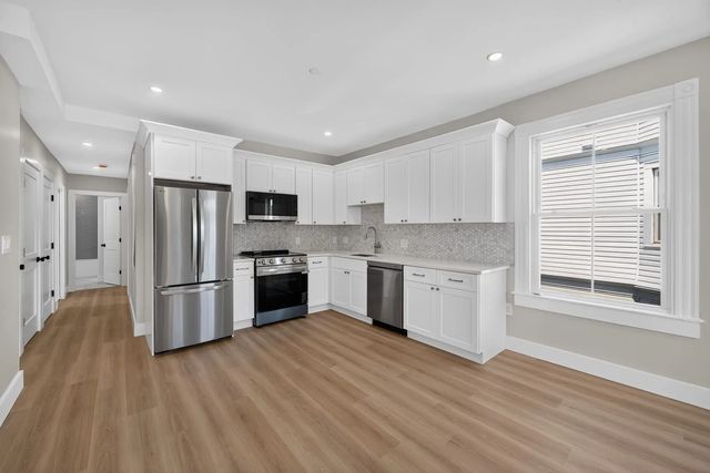533 Washington Street #d, Boston