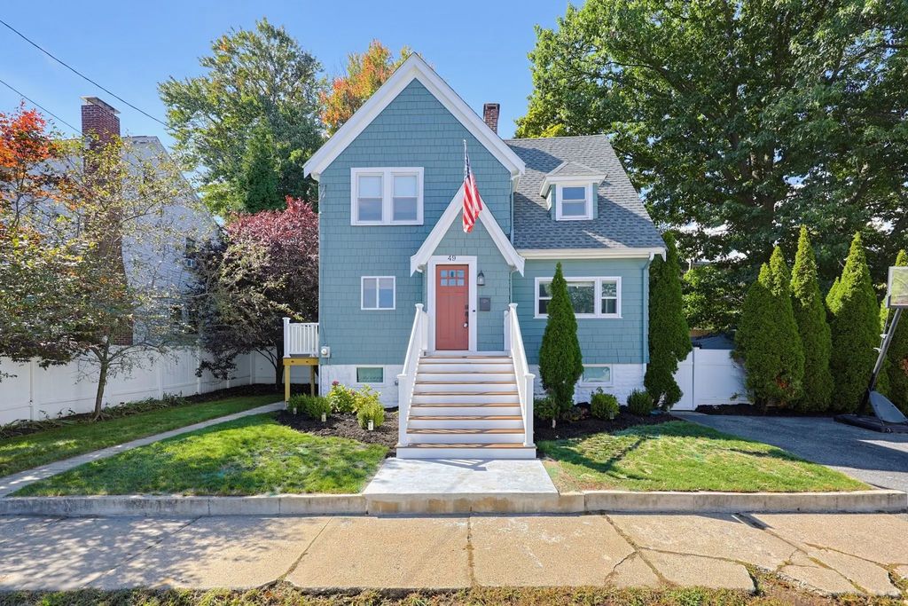 49 Katherine Rd, Stoneham