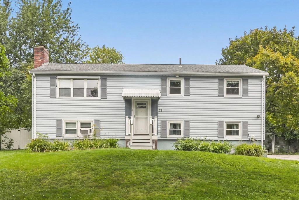 22 Woodbury St, Salem