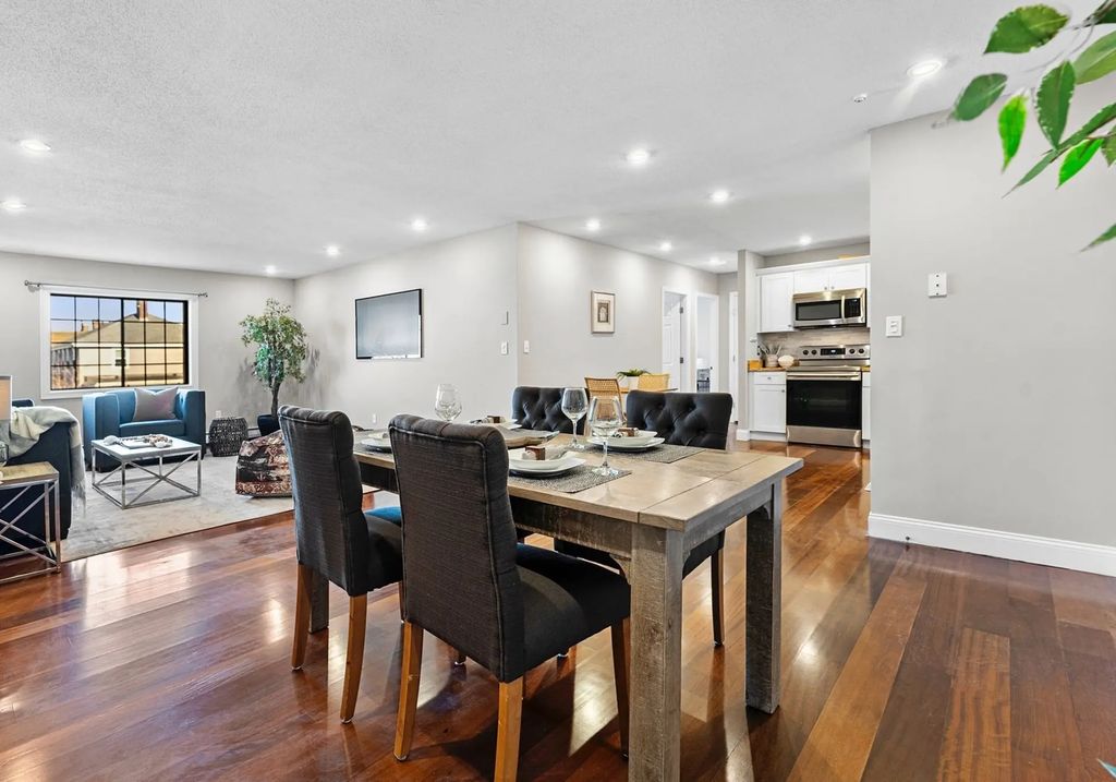 474 Broadway #26, Somerville