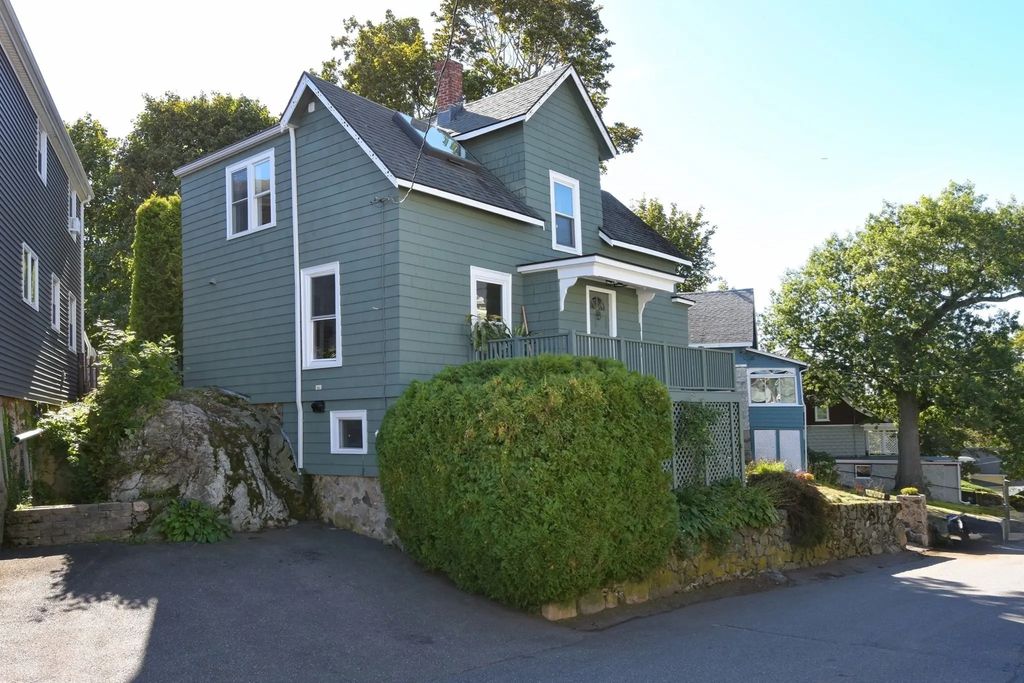 57 Roy Street, Swampscott
