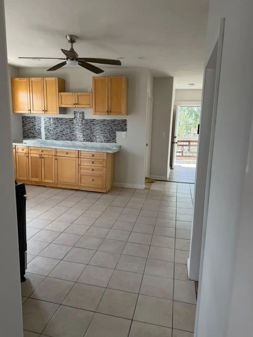 53 Ellsworth St #3, Worcester