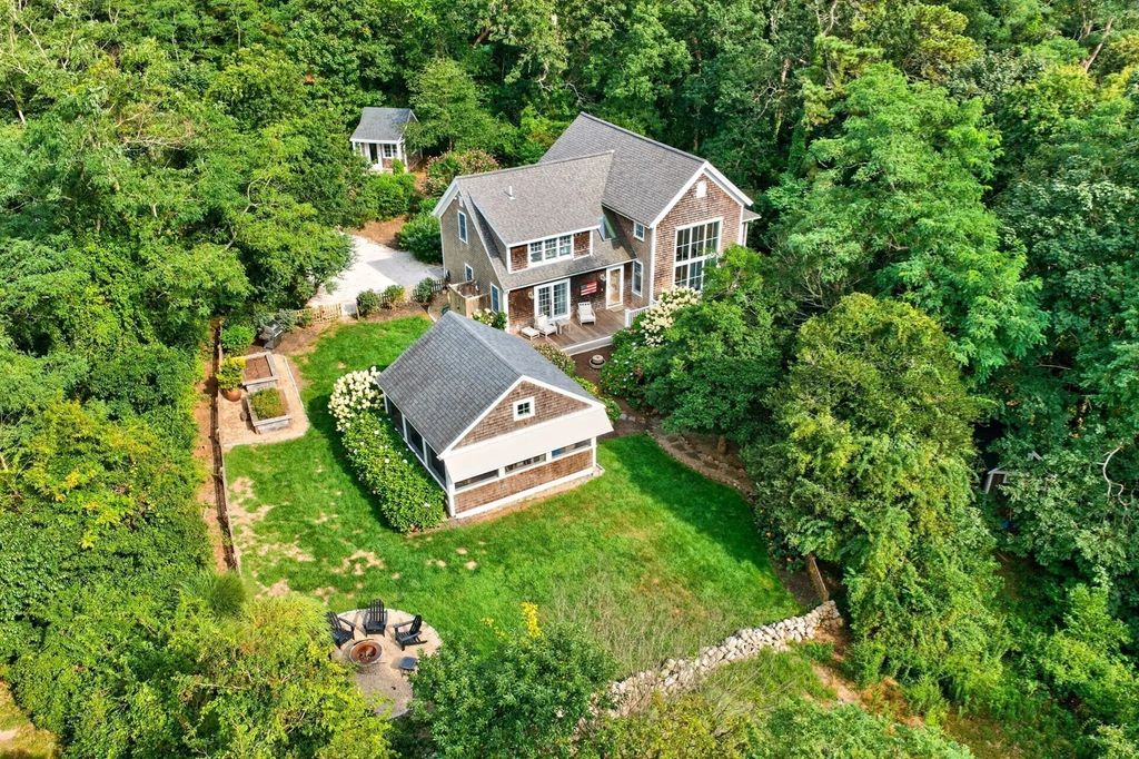 145 Henry's Road, Brewster