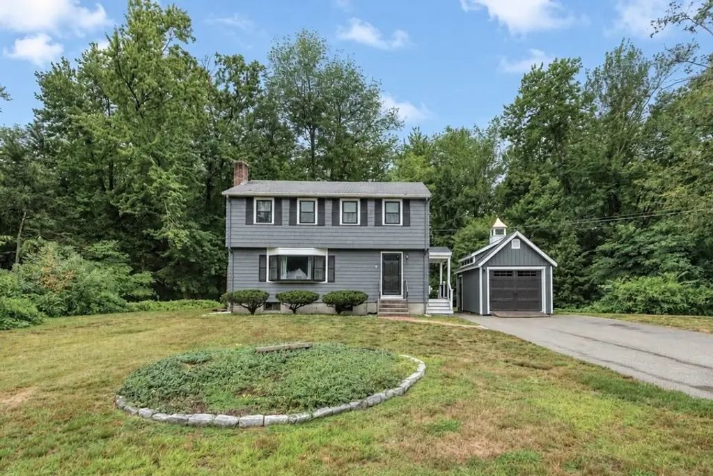 25 Foxtail Rd, Hanover