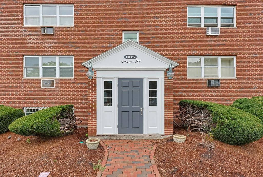 1185 Adams St #17, Boston