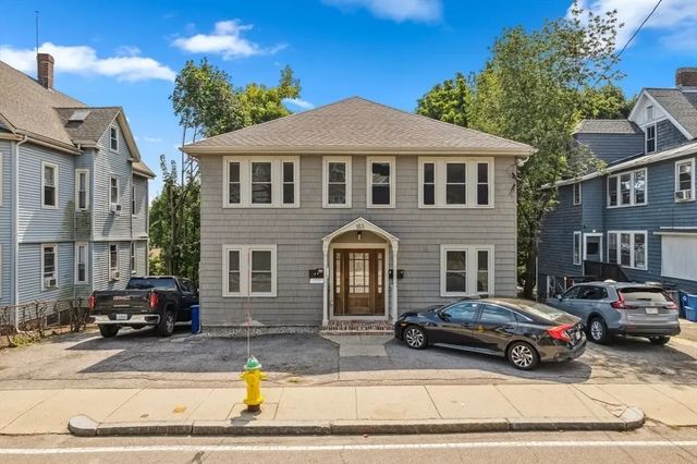 183 Whitwell St, Quincy
