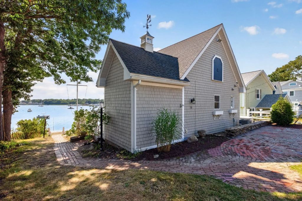 15 Oakhill Rd, Wareham