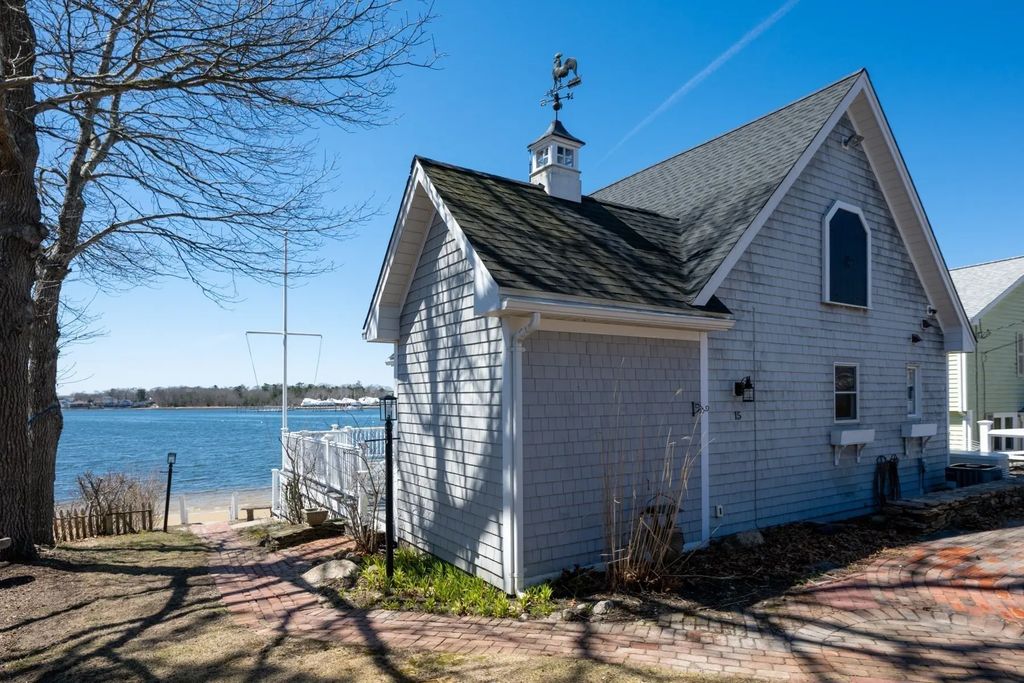 15 Oakhill Rd, Wareham