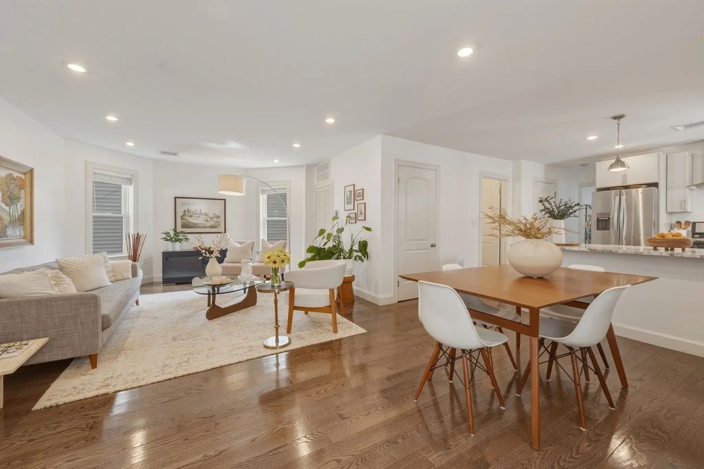 22 Otis St #1, Somerville
