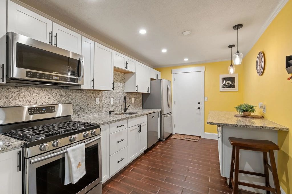 645 W Lowell Ave #4, Haverhill