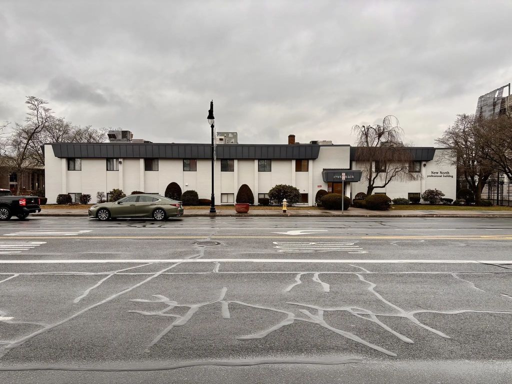 1795 Main St #112, Springfield