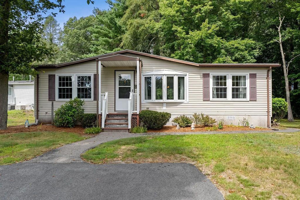 6 Cyrpess Circle, Rockland