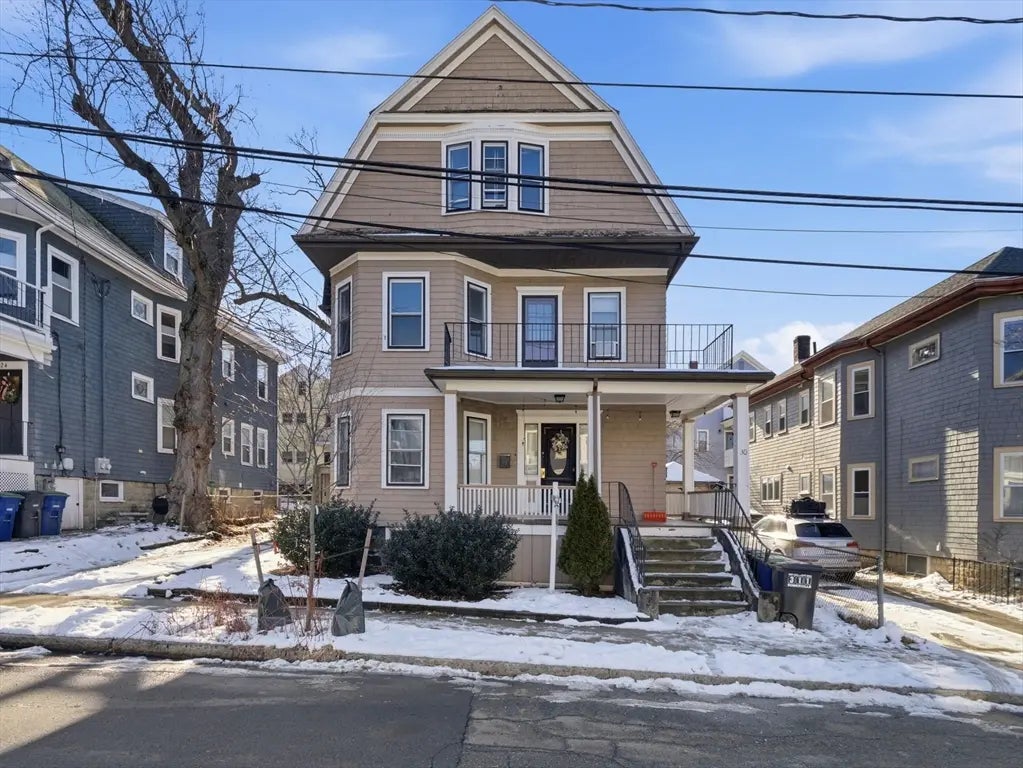 28 Sunset Rd #1, Somerville