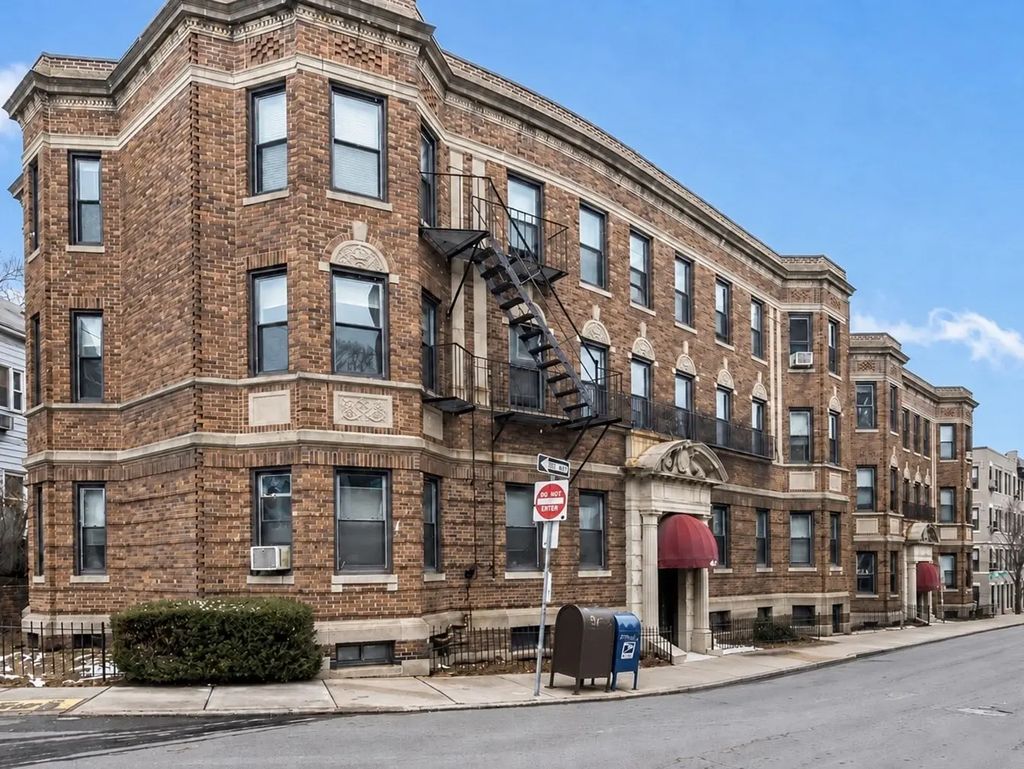 43 Glenville Ave #8, Boston