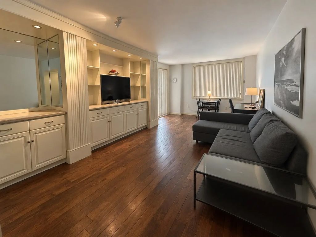 10 Rogers Street #403, Cambridge