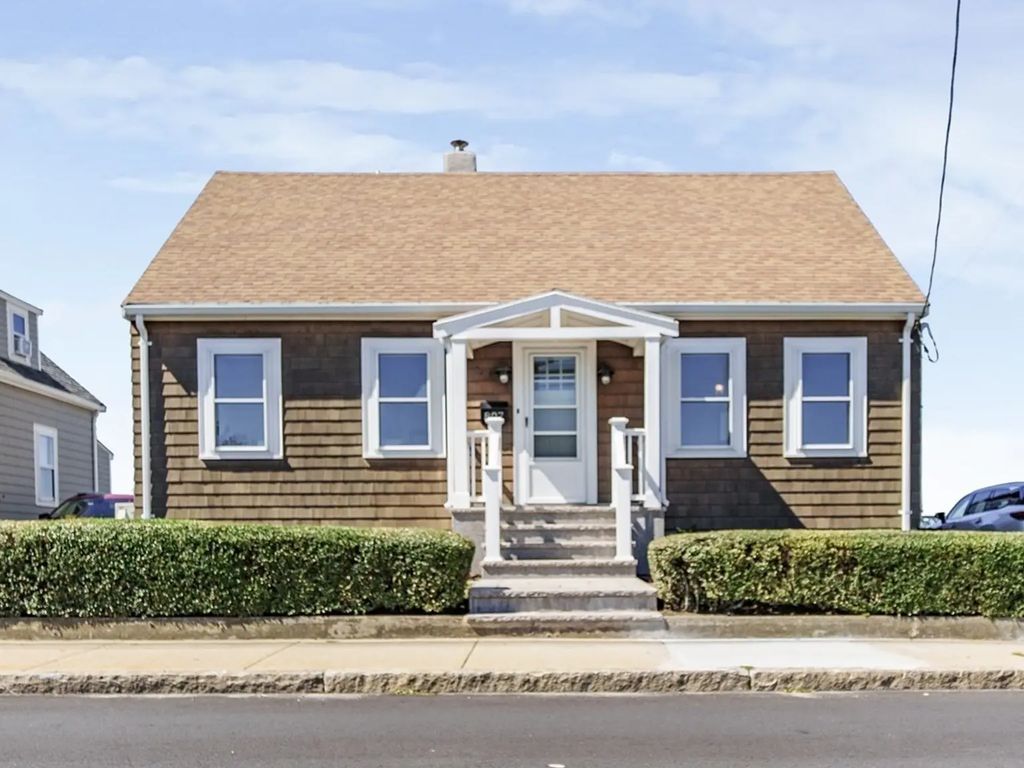 807 Shirley St, Winthrop
