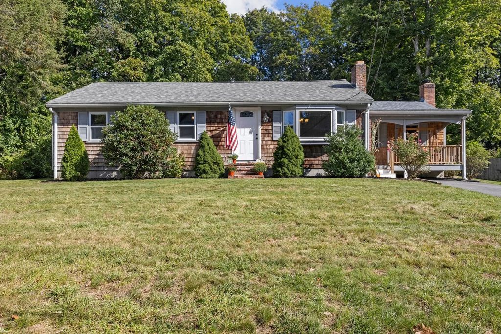 40 Lane St, Middleboro