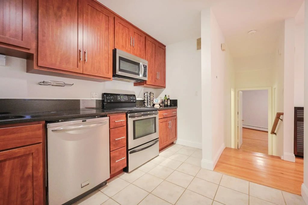 69 East Berkeley St #1, Boston