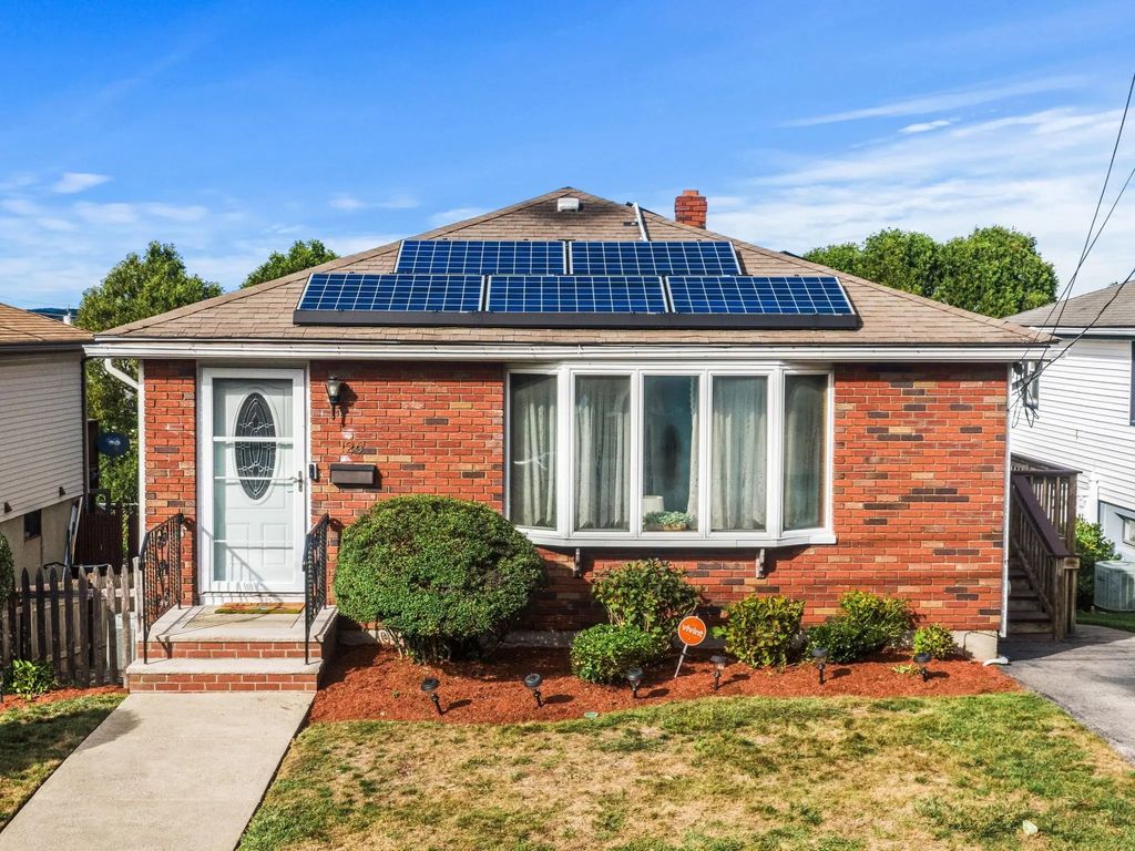 126 Fenley Street, Revere
