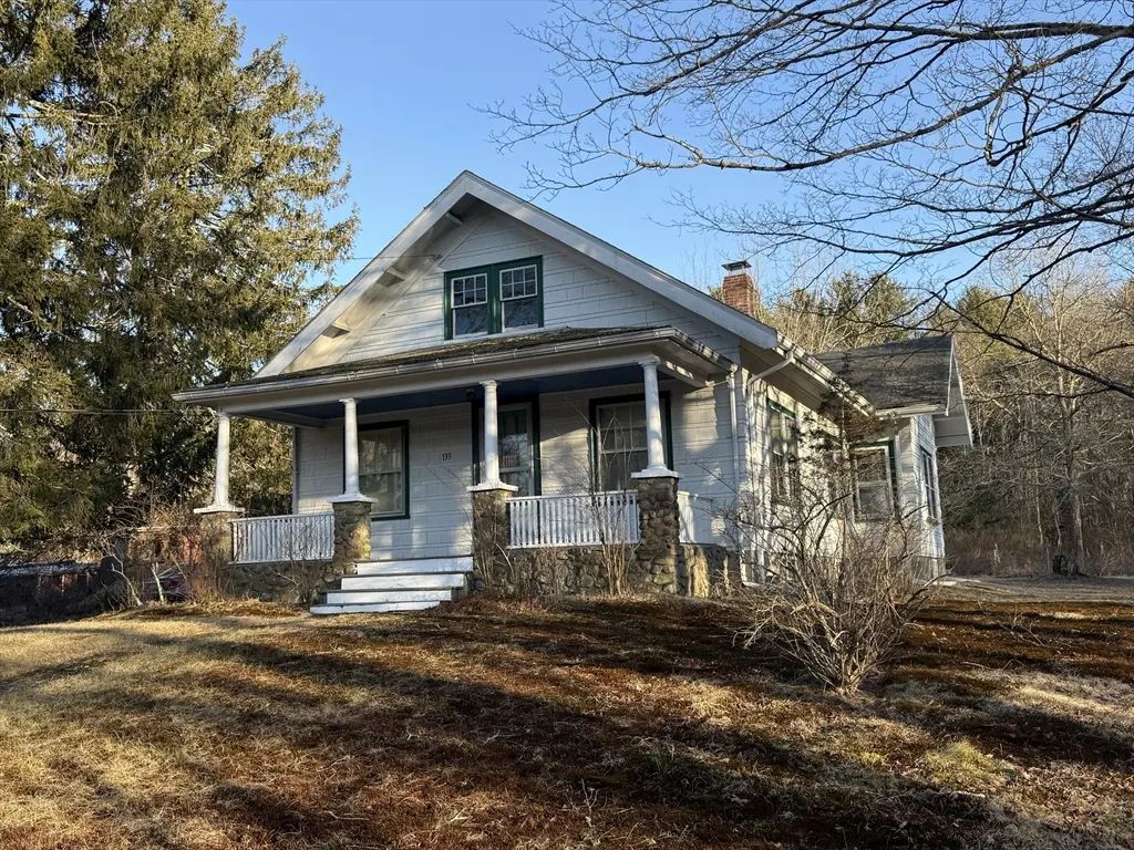133 Winthrop St, Rehoboth