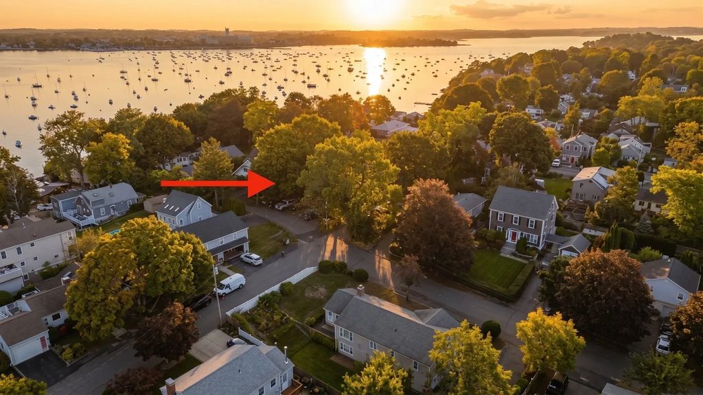24-26 Knight Ave, Marblehead