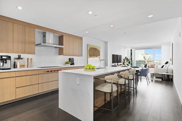 150 Seaport Blvd #d, Boston