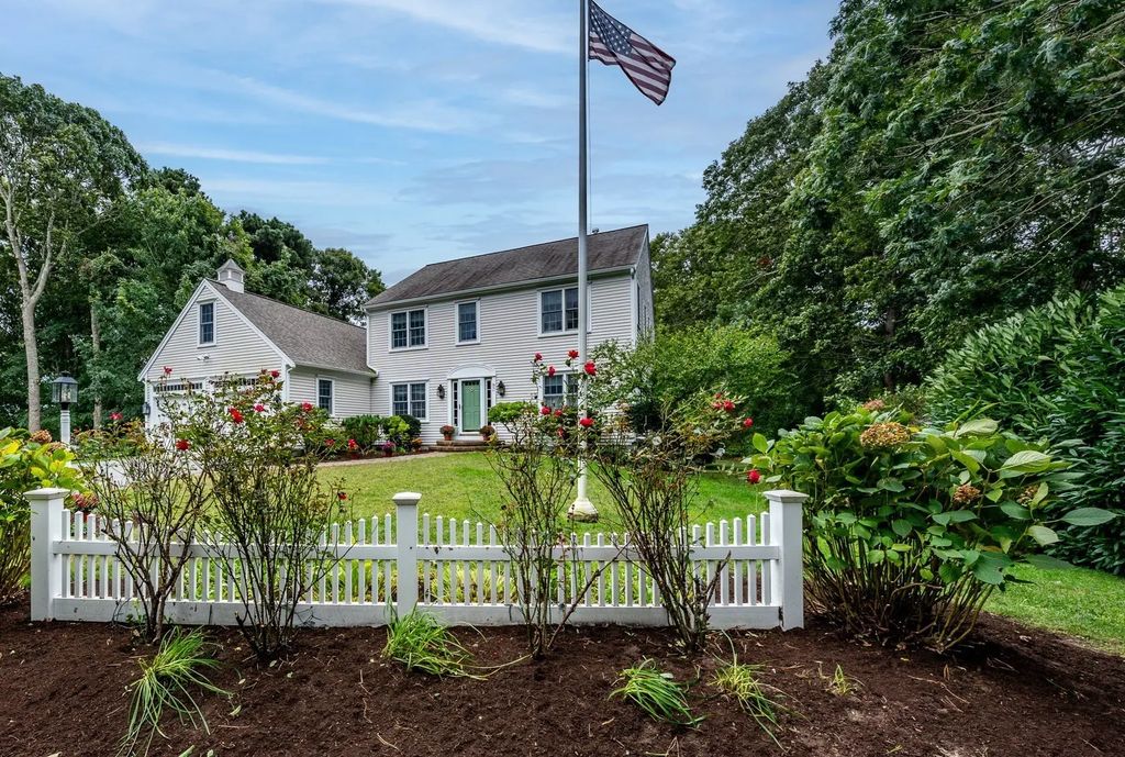 93 Avon Rd, Yarmouth