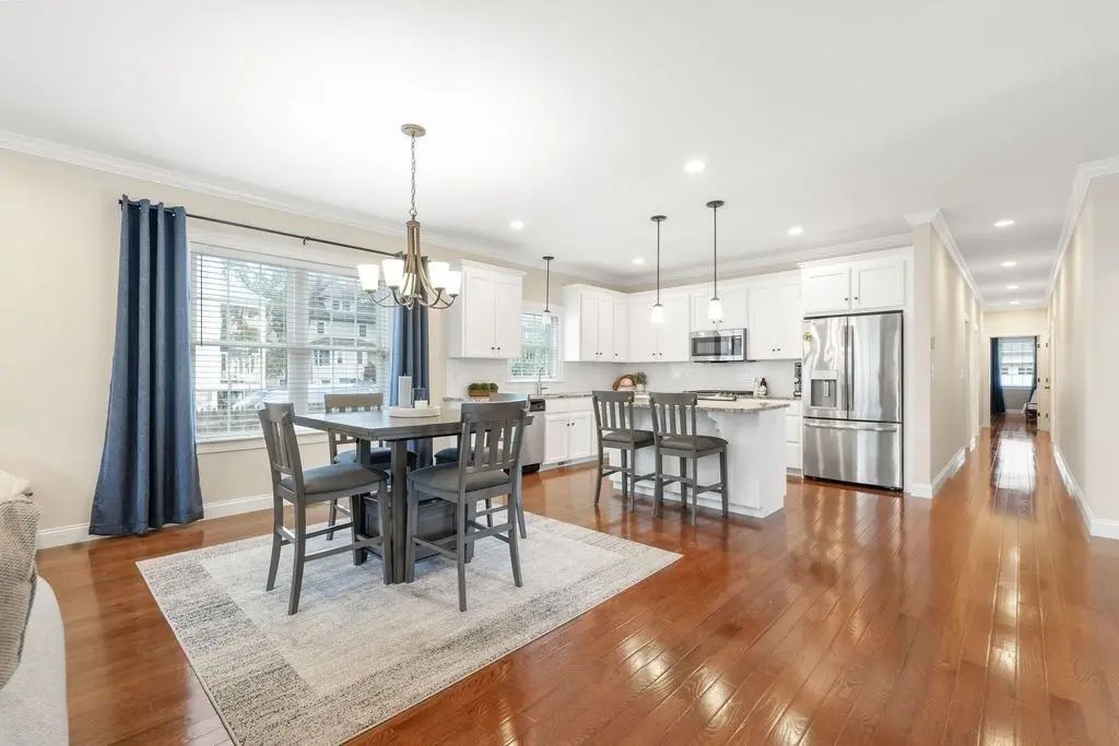 57 Oak St #57, Needham