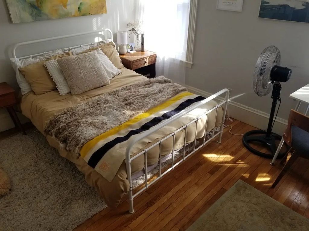 127 Summer St #3, Somerville
