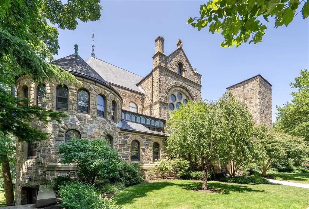 90 Park Street #35, Brookline
