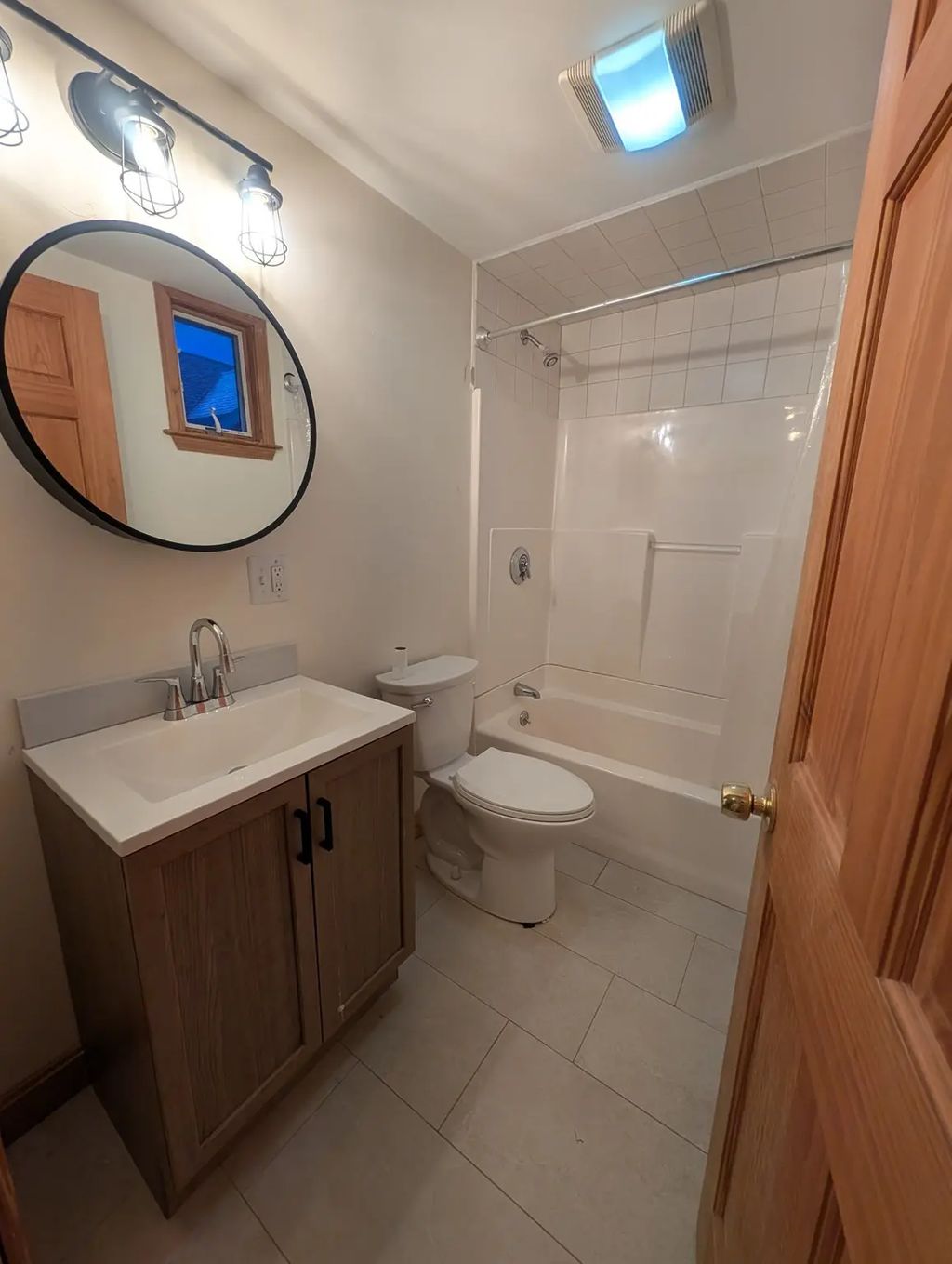 20-24 Gardner St 24 #24, Newton