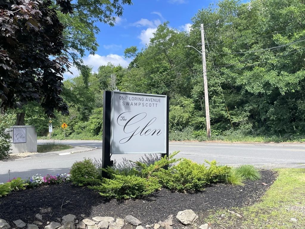 1 Loring Ave #207, Swampscott