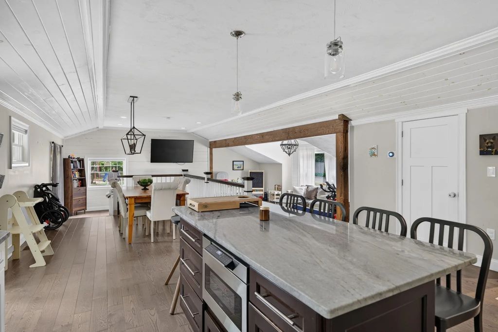 6 Ida Way, Freetown