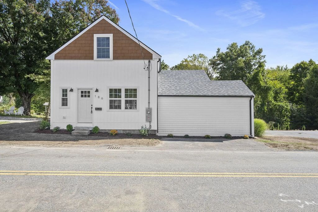 186 Elm, Hanover