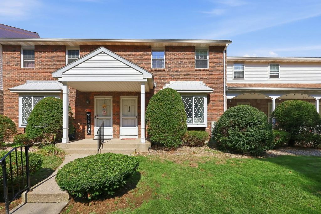 84 Fuller St #5, Ludlow